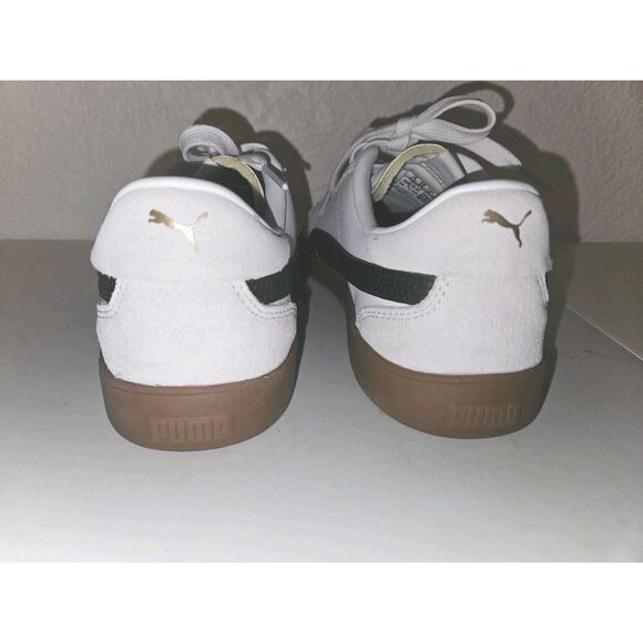 New Women's PUMA Club 5v5 Suede JR Sneaker White Black Gum Bottoms US Size 8 - Picture 6 of 10